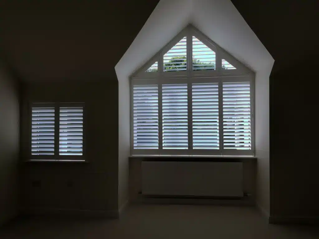 Adjusting tier-on-tier shutters for light and privacy control